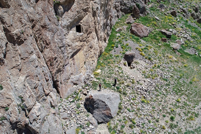 Van Gürpınar'da Urartu dönemine ait kale kalıntısı bulundu Foto: AA Van Gürpınar'da Urartu dönemine ait kale kalıntısı bulundu Foto: AA